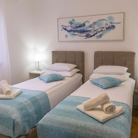 Apartment Jadran Malinska Εξωτερικό φωτογραφία